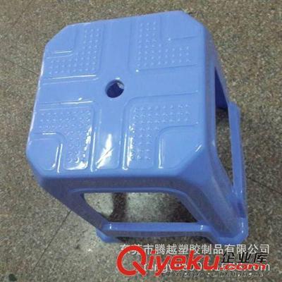 廠家直供藍色塑料方凳子批發 疊放凳 餐椅雪花凳【批發價優】-東莞市騰越塑膠制品提供廠家直供藍色塑料方凳子批發 疊放凳 餐椅雪花凳【批發價優】的相關介紹、產品、服務、圖片、價格東莞市騰越塑膠制品、塑膠卡板;塑膠中空板;塑料箱;塑料籮;塑料零件盒;鐵皮零件柜;防靜電方盤;防靜電靠背椅;防靜電圓凳;整理箱;圓凳;全塑椅