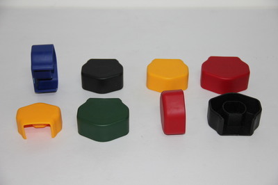 廠家供應(yīng)人字梯塑料梯配件與鋁梯封邊配件，廣州市宏業(yè)塑膠制品專業(yè)制造